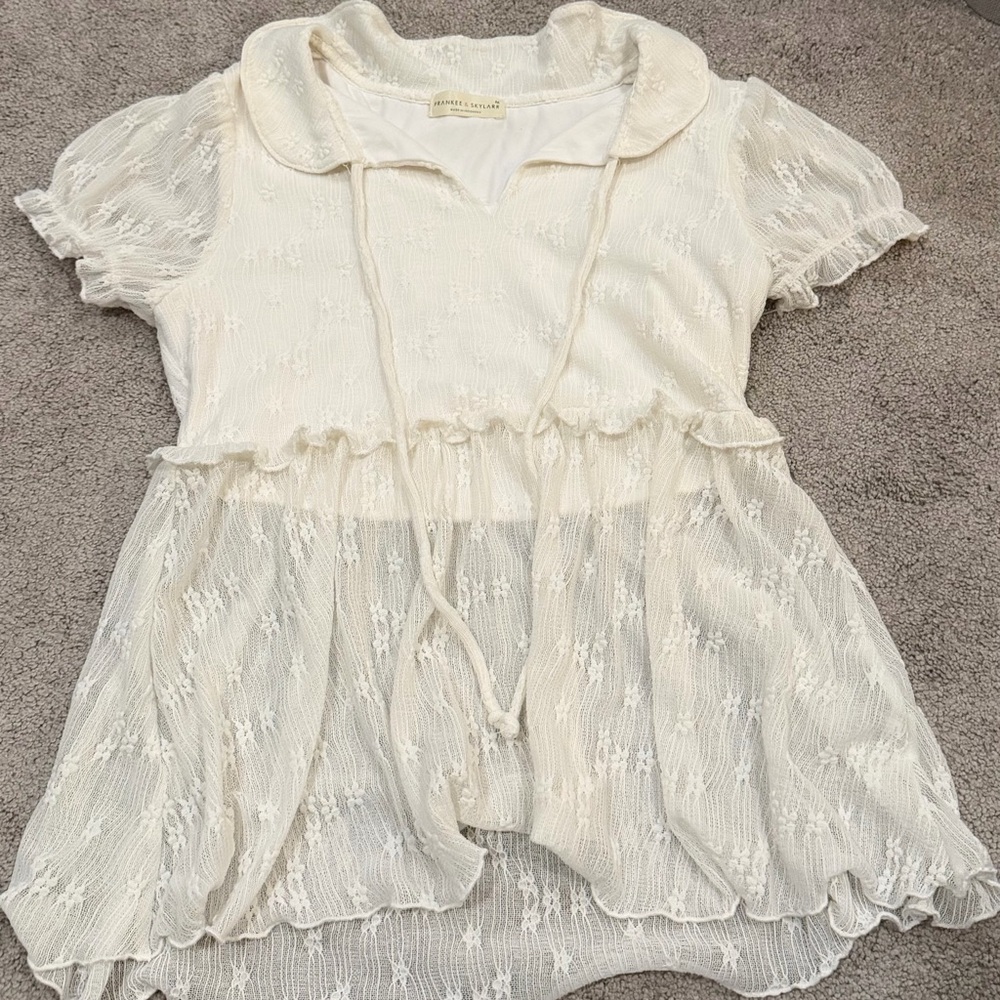 Frankee & Skylarr White Lace Top